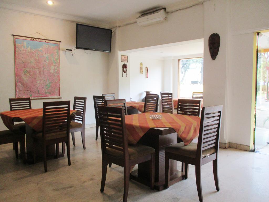Hotel Maxim Kwitang Giacarta Esterno foto