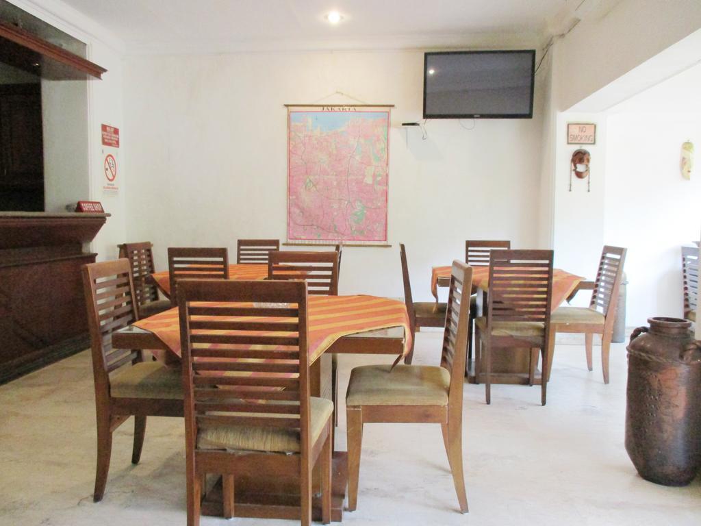 Hotel Maxim Kwitang Giacarta Esterno foto